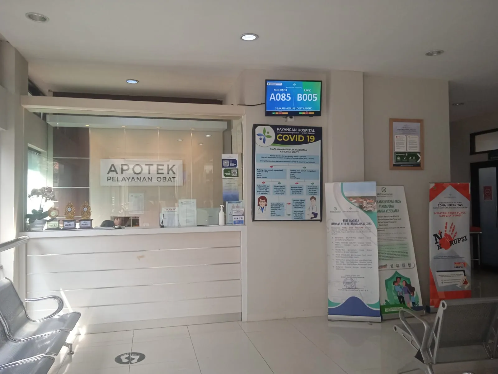 Apotek